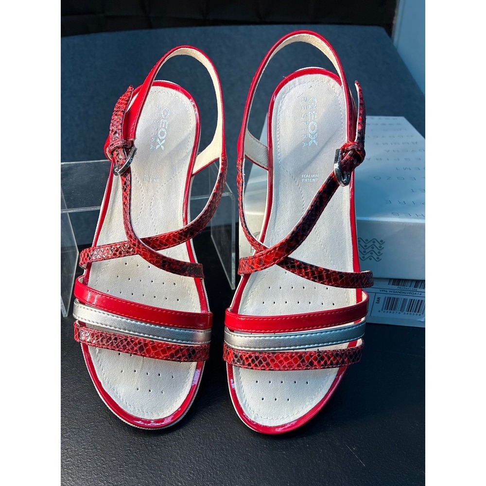Geox Respira D Sand Vega C Red Snakeskin Patent Flat Sandals D62R6C Women 7